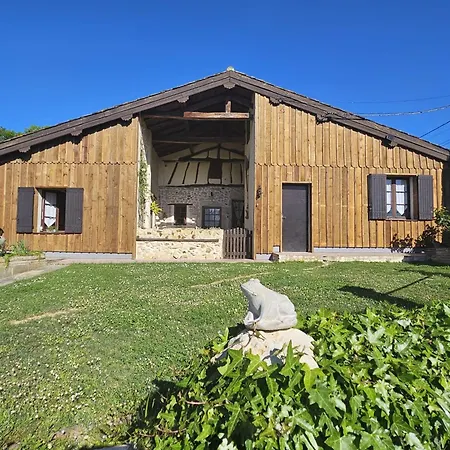 Πανσιόν Les Gravets 3*