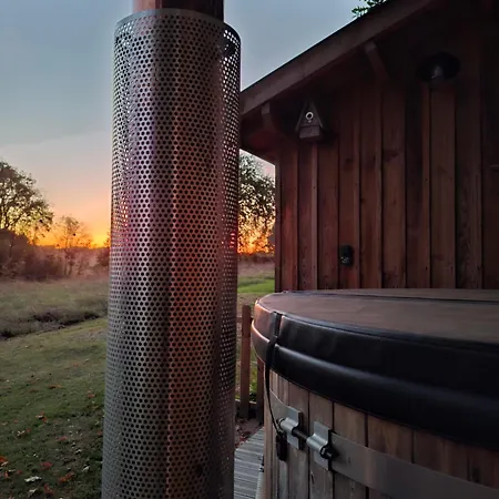 Πανσιόν Les Gravets 3*