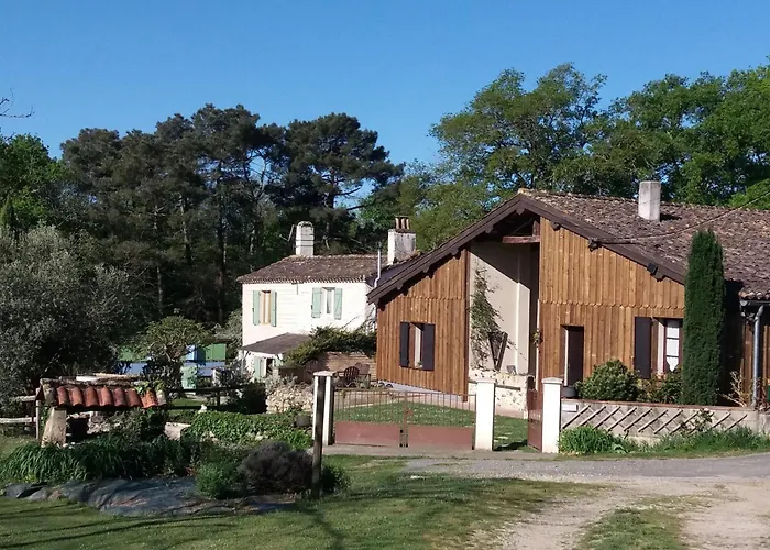 Les Gravets Гостевой дом 3*