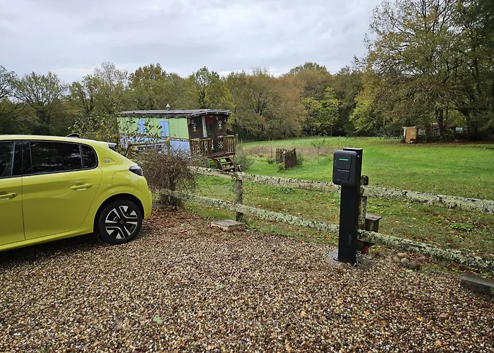 Les Gravets Гостевой дом Sigalens