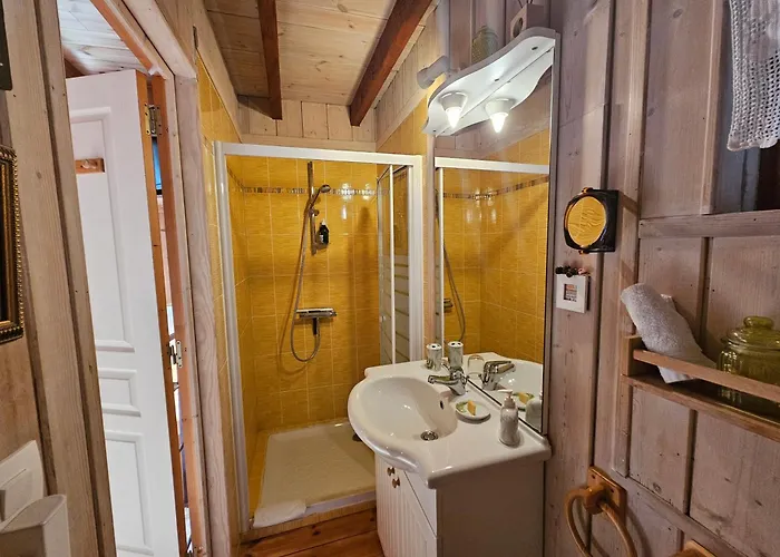 Les Gravets Гостевой дом Sigalens